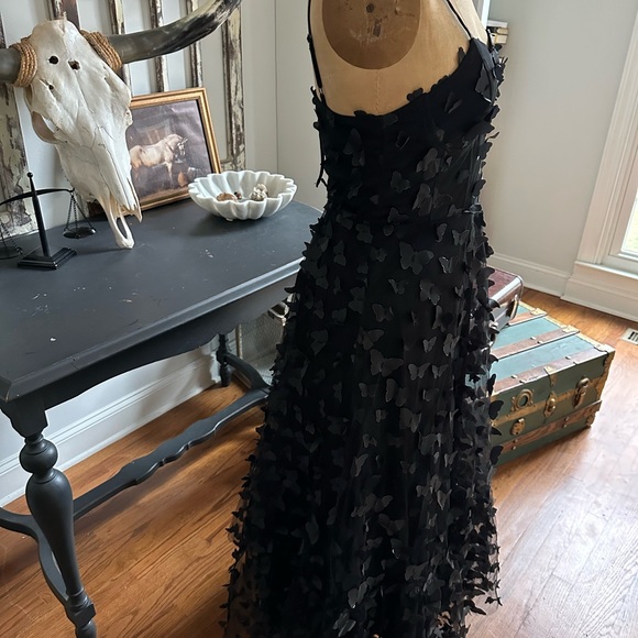 New with Tags Betsey Johnson Black Butterfly Maxi Dress Size M - Picture 3 of 9